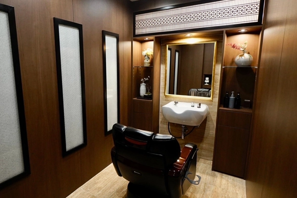 PREMIUM BARBER銀座店