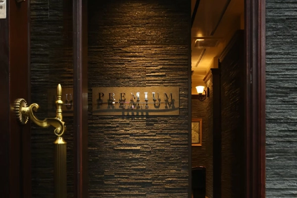 PREMIUM BARBER目黒店