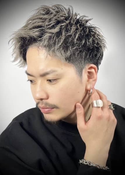 アップバングショート