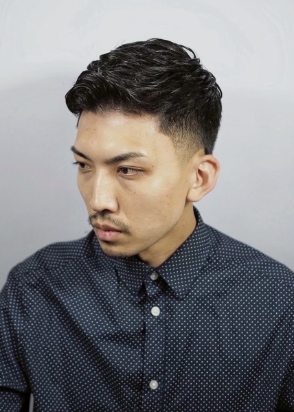 毛流れアップバングショート