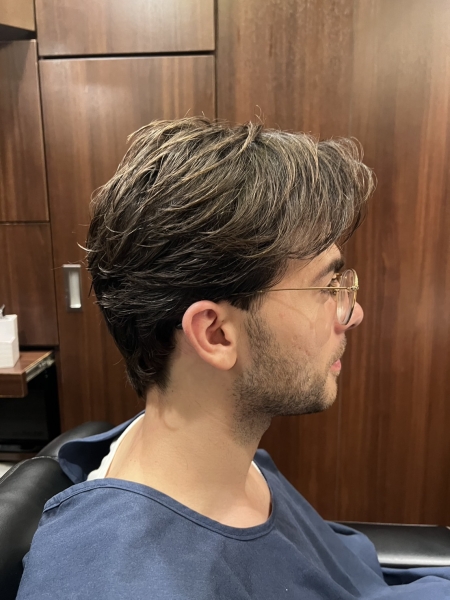 【メンズ】大人の色気を引き出すニュアンスセンターパート