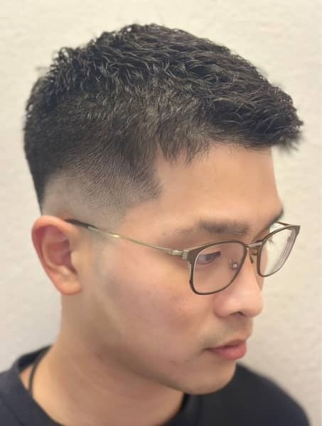 フェードアップバング