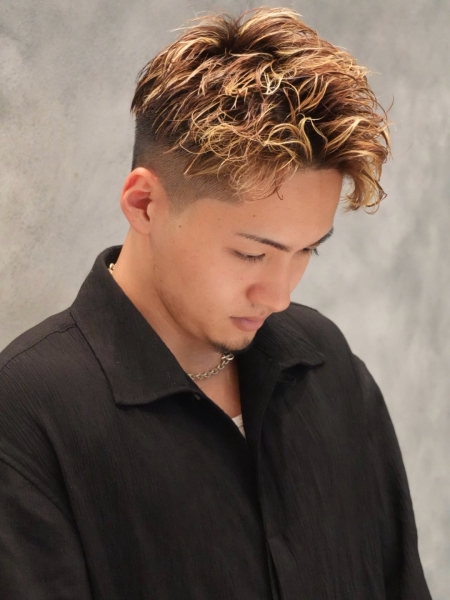 秋のスパイキーショート