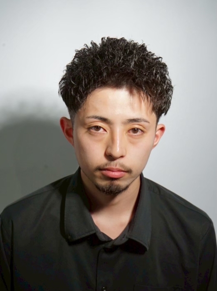 ツイストショート
