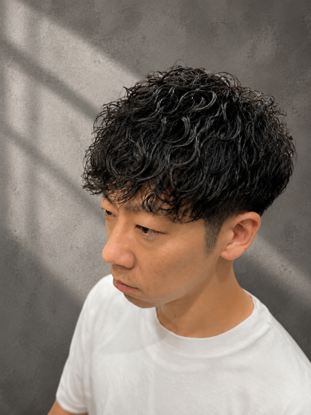 無造作スパイラルパーマスタイル