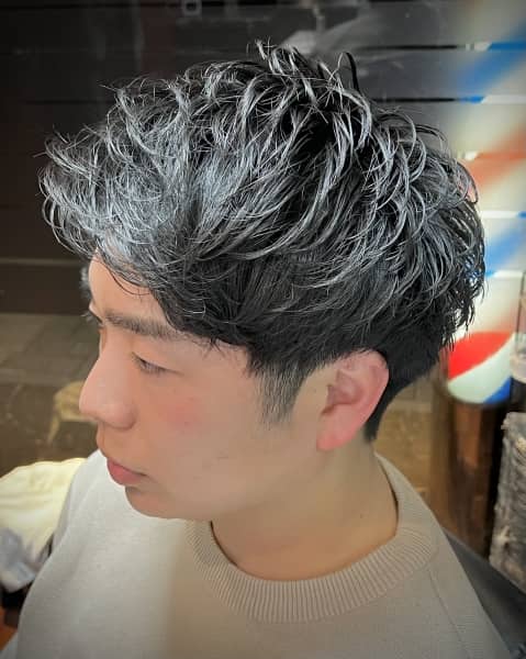 アップバングショート