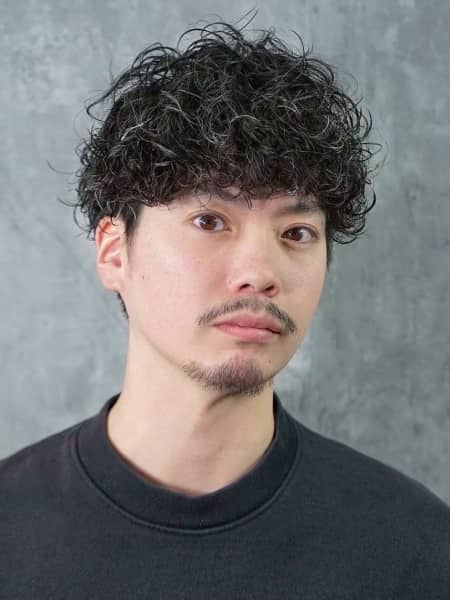 日系層次感短捲髮