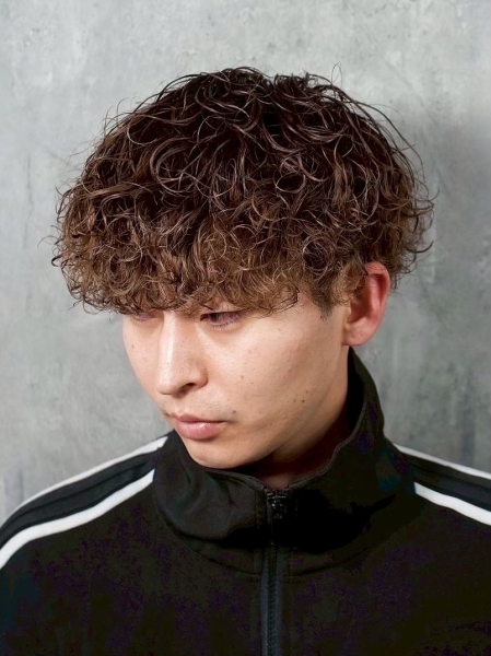 圧倒的な存在感！おしゃれ男子に人気の「プードルパーマ」