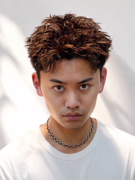 清潔感と男らしさを引き出す王道スタイル
