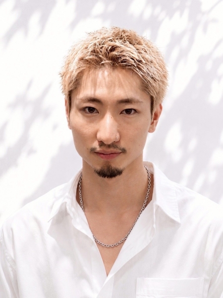 ハイトーンベリーショート