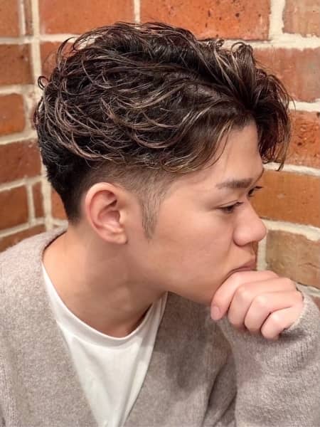ツイストスパイラルアップバング
