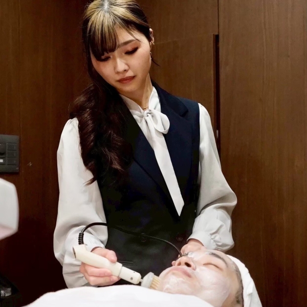 Tiệm barber không chỉ là nơi cắt tóc